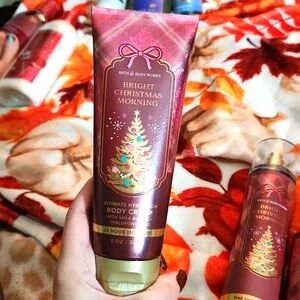 NWT BRIGHT CHRISTMAS MORNING 🎄